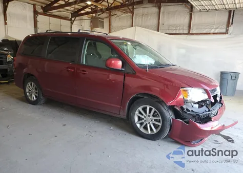 2016 Dodge Grand Caravan Sxt z USA, uszkodzony, nr VIN 2C4RDGCG7GR309896
